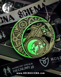 Medal Nocnej Ściemy 2025. Fot. Dulny Fotografia Sportowa